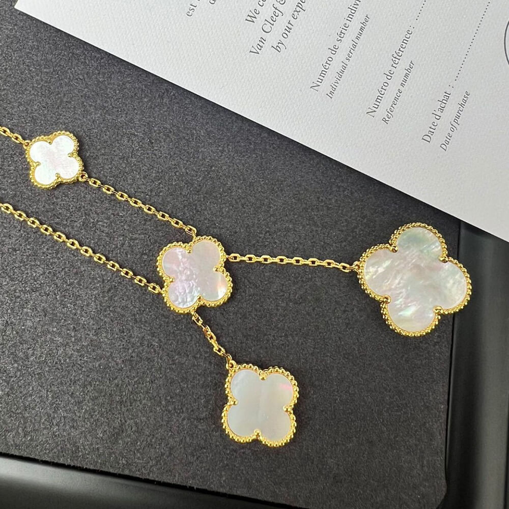 V*n Cl**f & ARPELS Collier Magic Alhambra 6 motifs(HIGH-END GRADE)