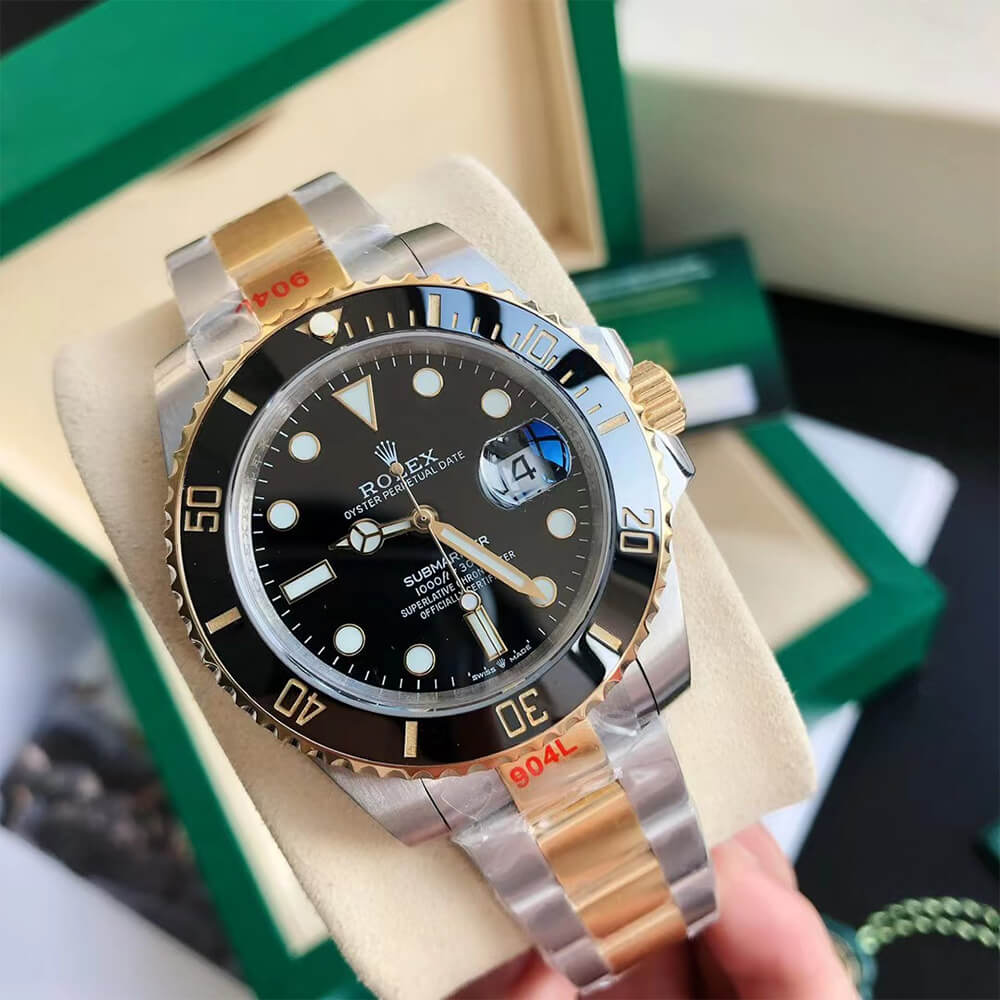 R01ex Submariner Date
