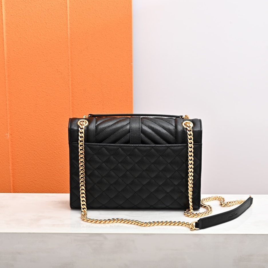 Y51 ENVELOPE MEDIUM IN QUILTED GRAIN DE POUDRE EMBOSSED LEATHER
