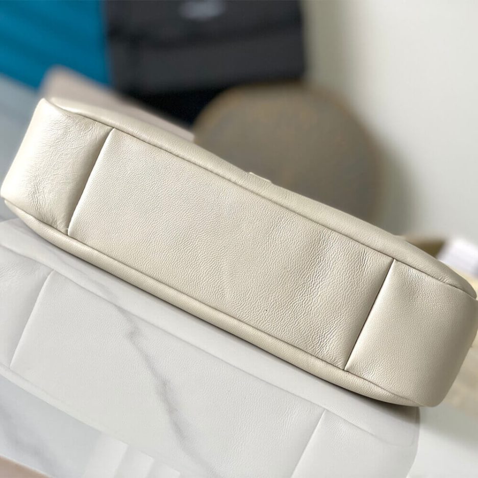 Y51 LE 5 À 7 ARMPIT BAG