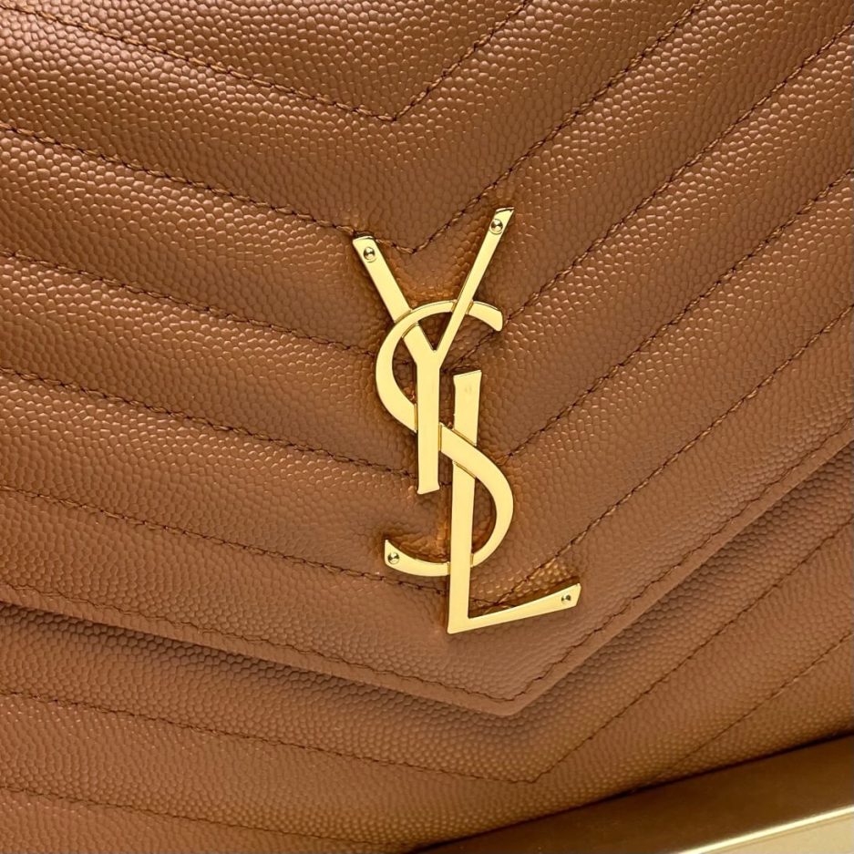 Y51 CASSANDRE matelassé leather flap clutch