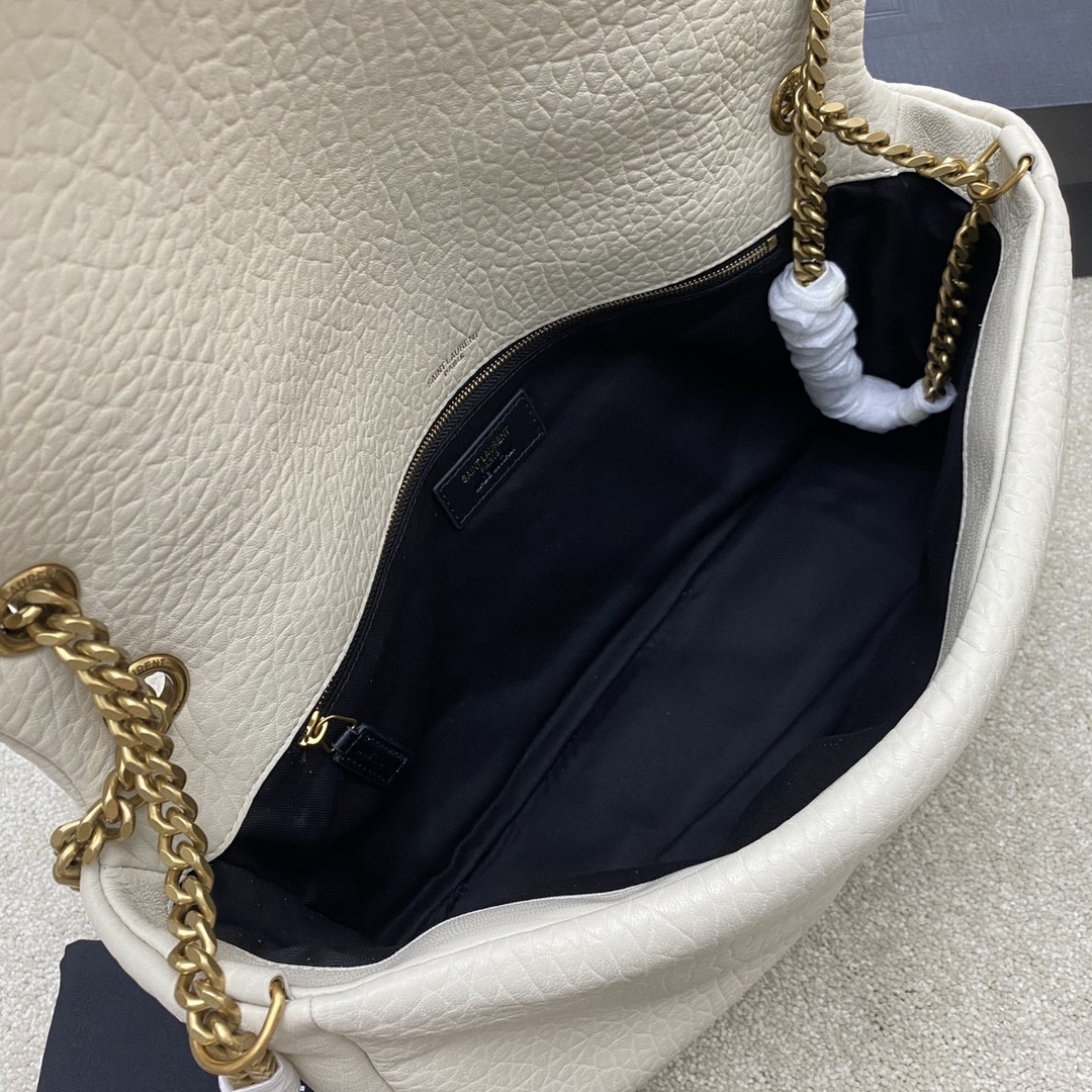 Y51 Calypso large in grained lambskin (HIGH-END GRADE)